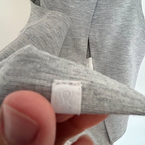 Lululemon Minimal Tank Heathered Power Grey Size 8 - Picture 4 of 9